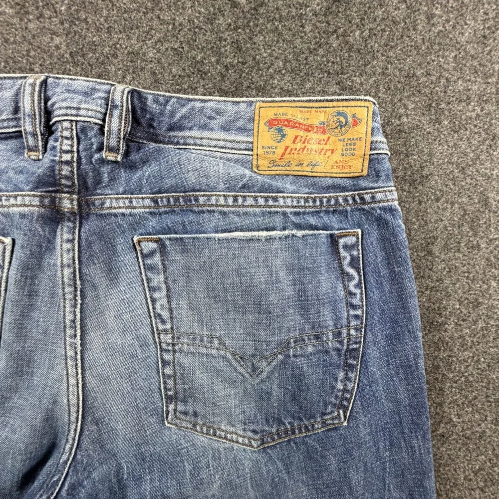 Diesel Zatiny Regular Bootcut Jeans Mens 35x32 Blue Wash 0UB89 Made in USA Denim